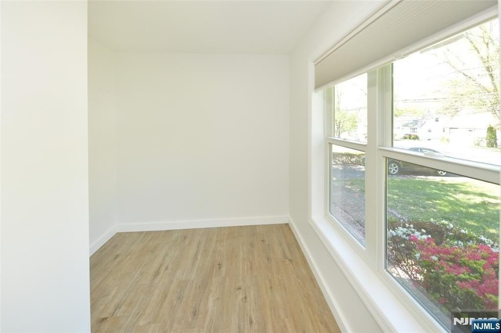 385 Goffle Rd #2ndFL - Photo 2 of 11