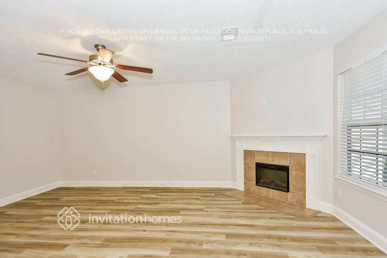 216 Dimaggio Dr - Photo 4 of 19