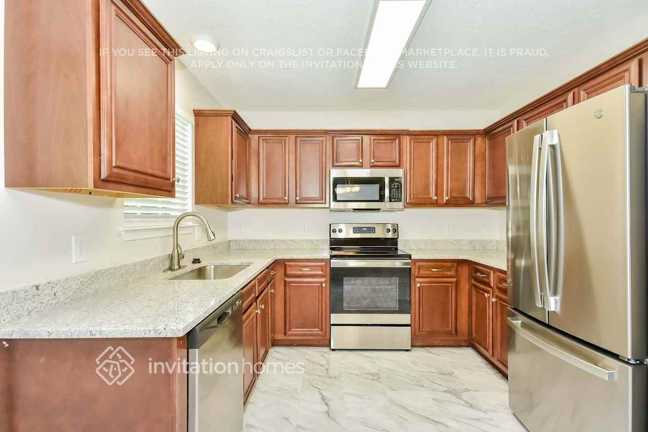 216 Dimaggio Dr - Photo 6 of 19