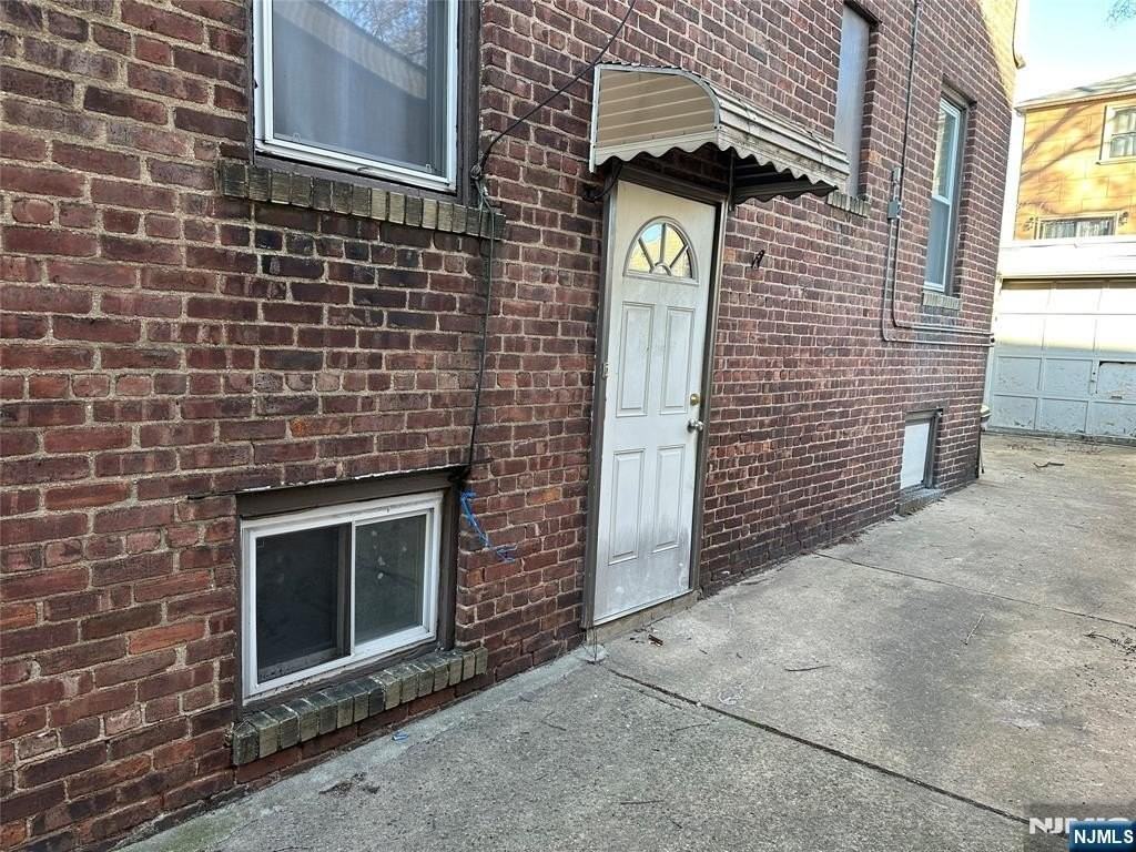 8820 2nd Ave - Photo 2 of 10