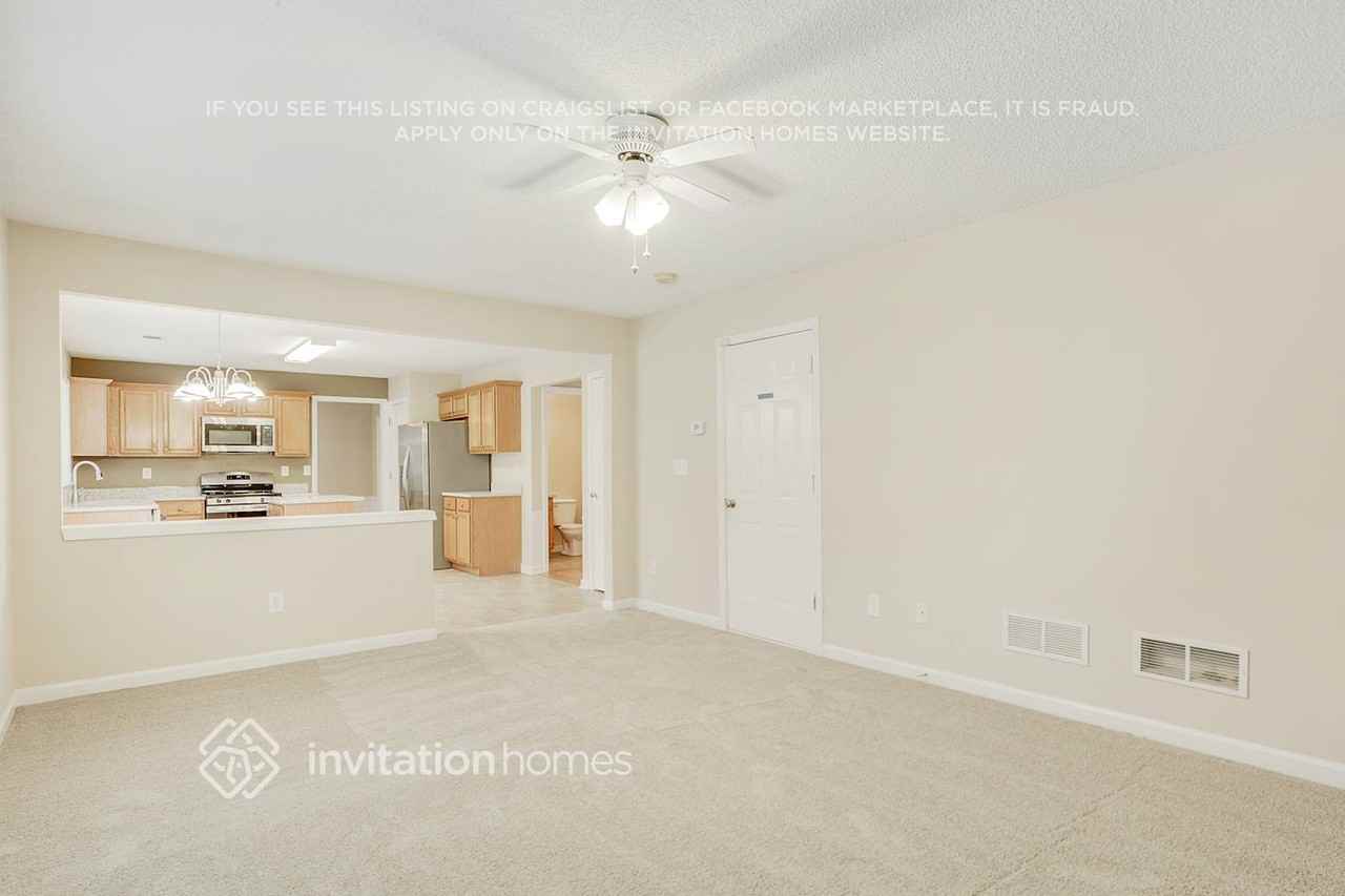 7350 Harlech Trce - Photo 7 of 30
