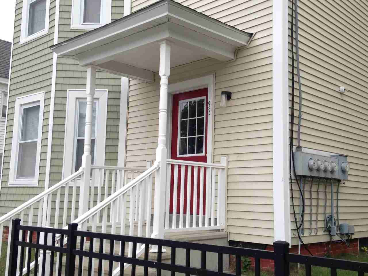 93 2nd St #3 - Photo 4 of 50