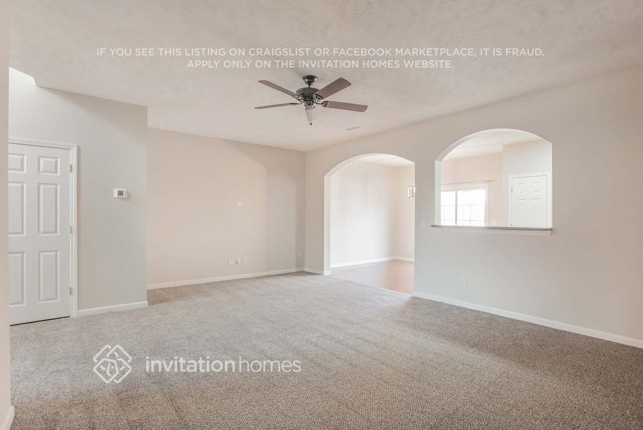 8712 Ambonnay Dr - Photo 4 of 16