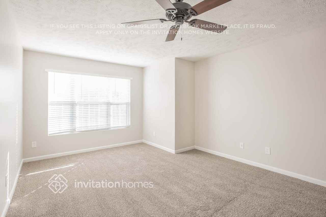 8712 Ambonnay Dr - Photo 7 of 16