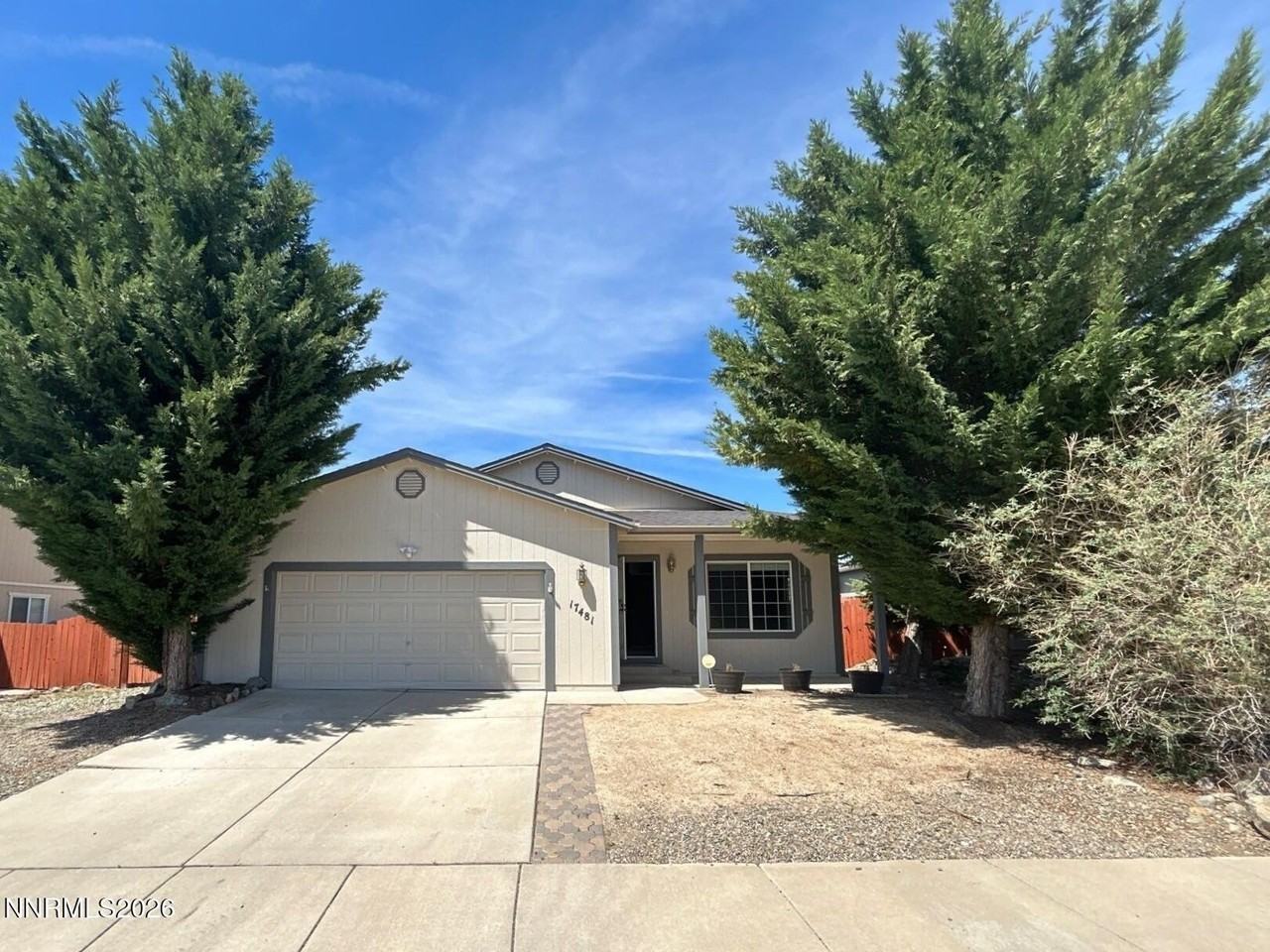 17481 Crystal Canyon Blvd - Photo 3 of 15