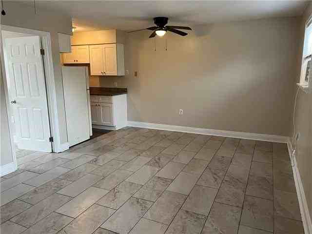 2304 Harvard Ave #4 - Photo 2 of 7