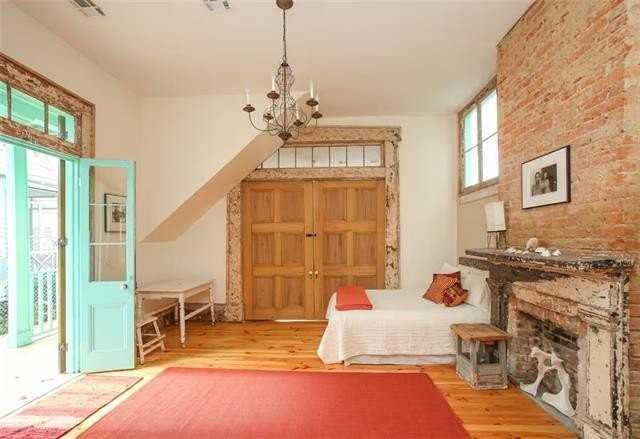 1217 Kerlerec St #B - Photo 5 of 21