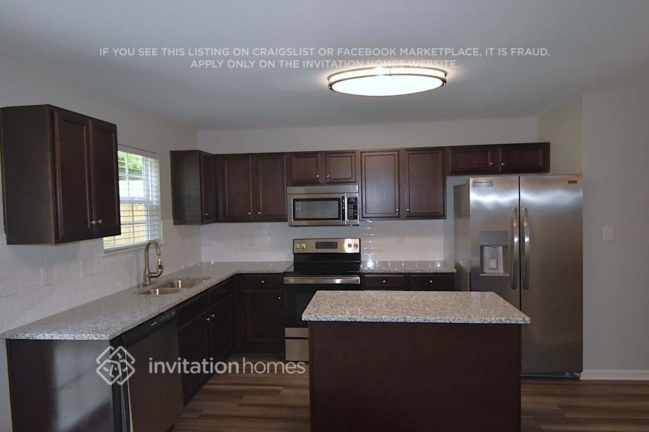 5427 Graypark Dr - Photo 7 of 18