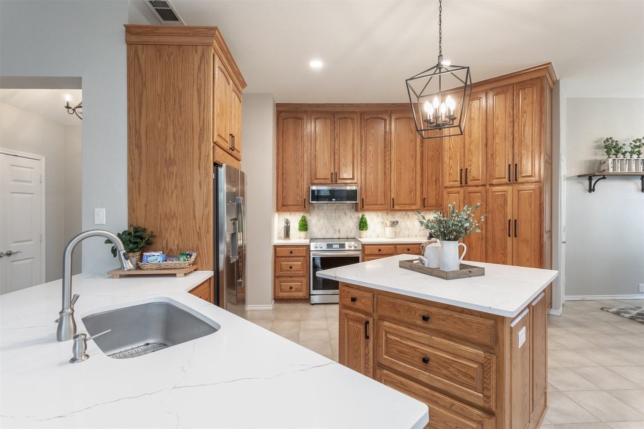 10808 Paisano Dr - Photo 6 of 19
