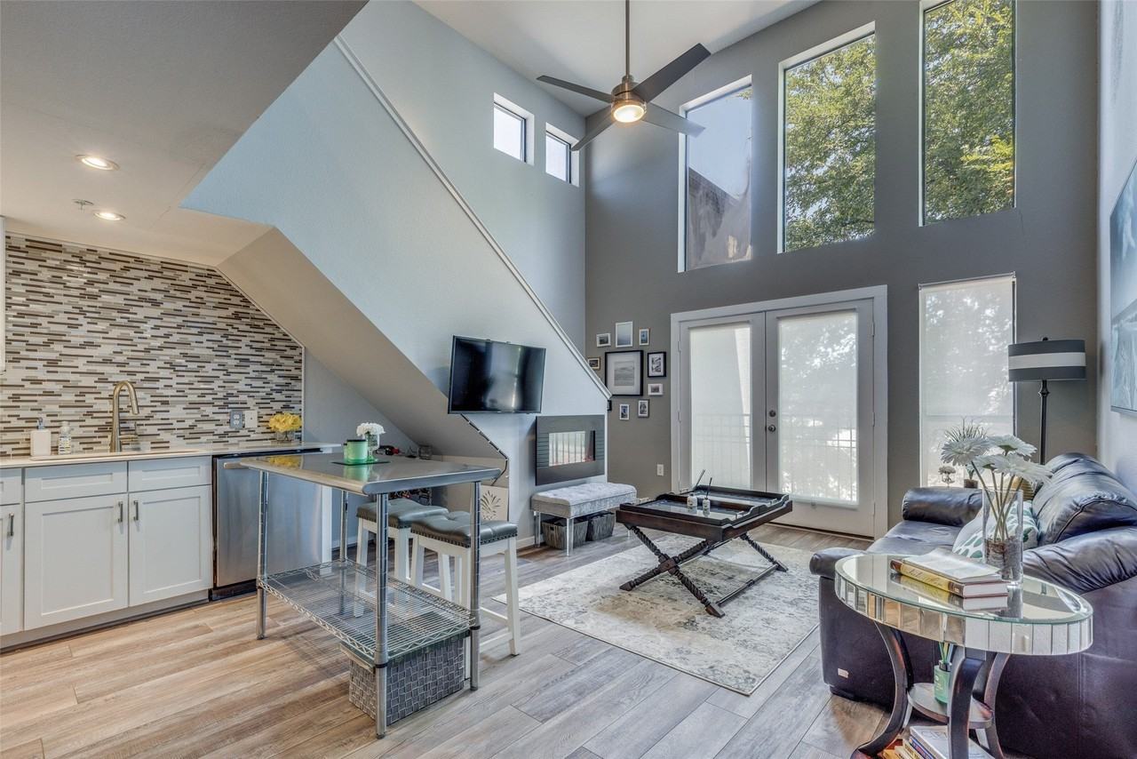 5111 Manett St #208 - Photo 3 of 13