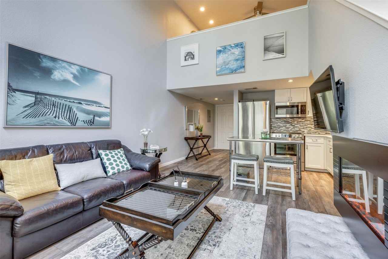 5111 Manett St #208 - Photo 4 of 13