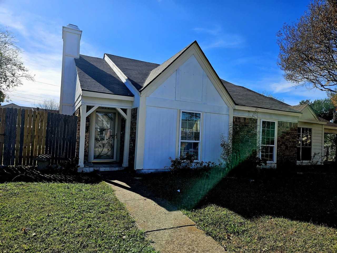 817 Colchester Dr
