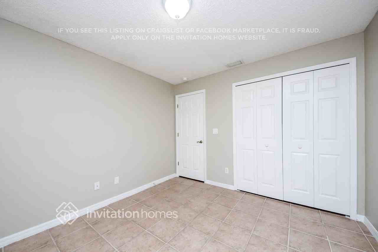 7058 Red Bay Ct - Photo 2 of 6