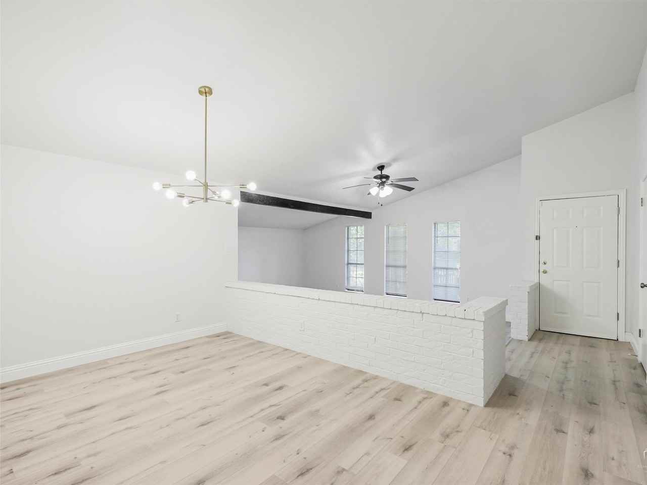 4314 Arrowwood St - Photo 4 of 25