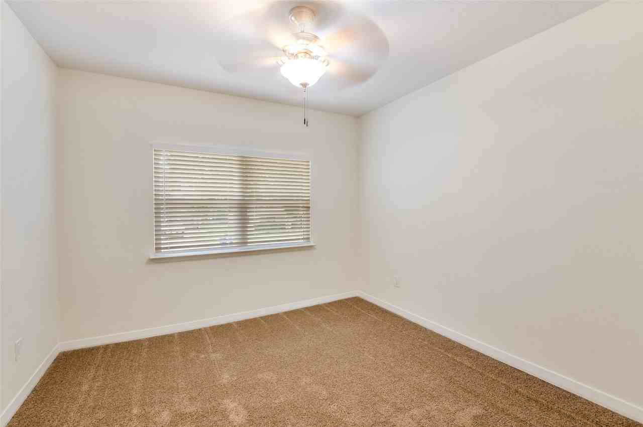 8635 Ashcroft Ave - Photo 5 of 12
