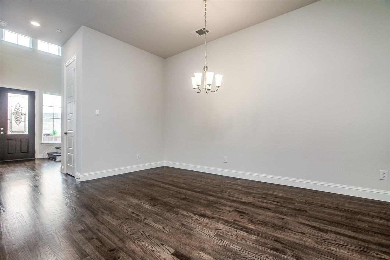 4944 Mckinney Hollow Dr - Photo 5 of 25
