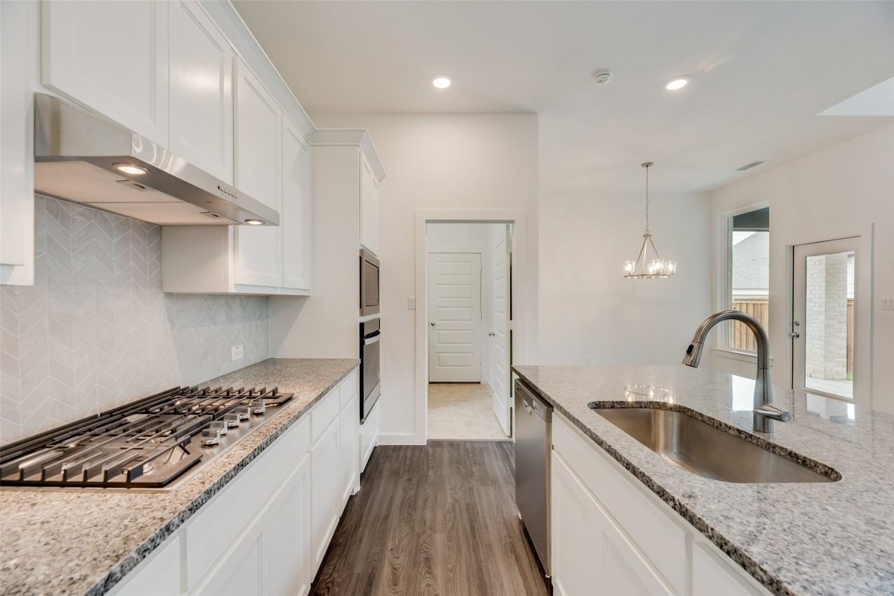 15543 Fringe Tree Rd - Photo 7 of 26