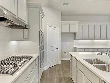 429 Charlie Ct - Photo 4 of 27