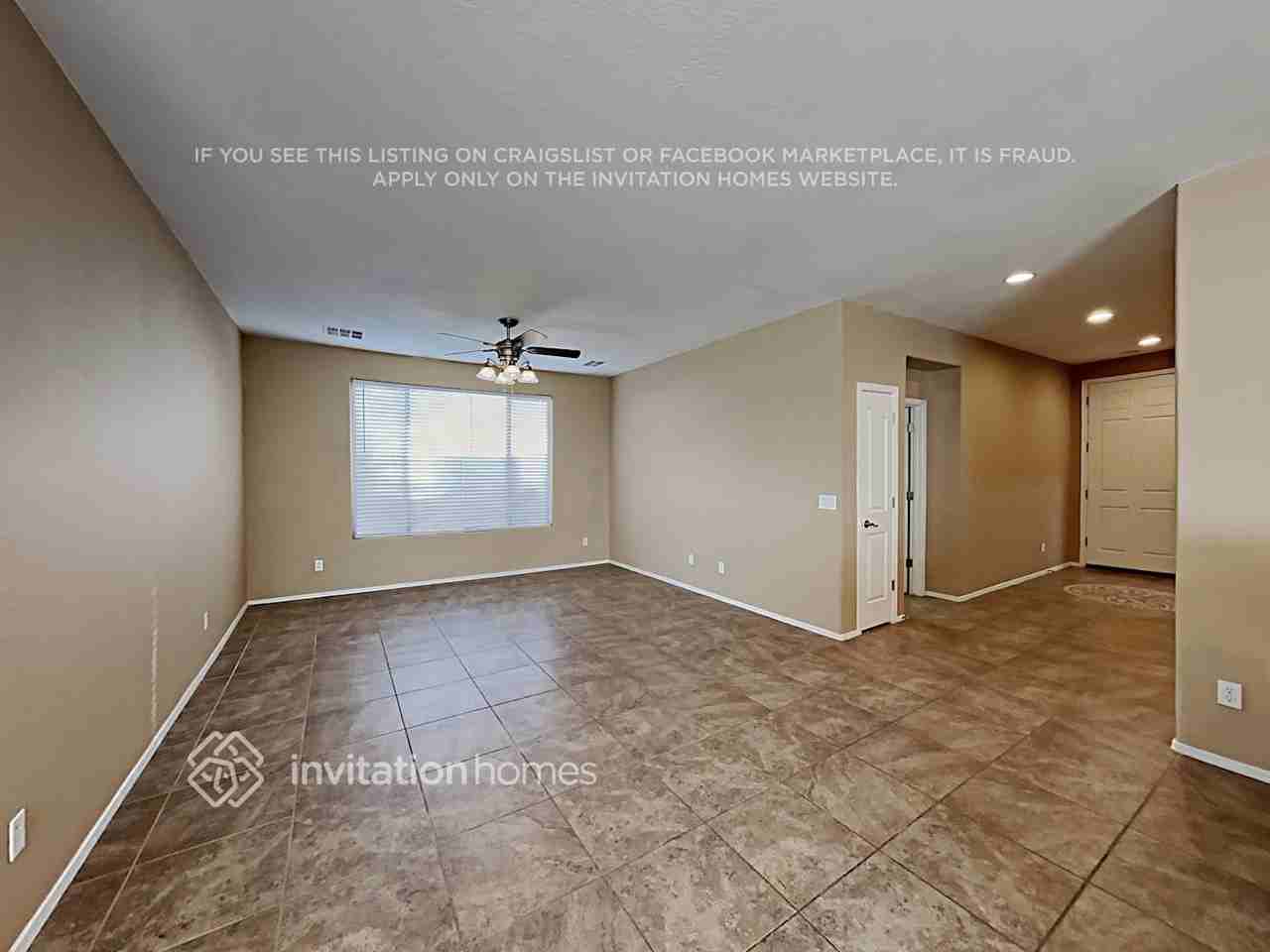21024 E Stonecrest Dr - Photo 3 of 17