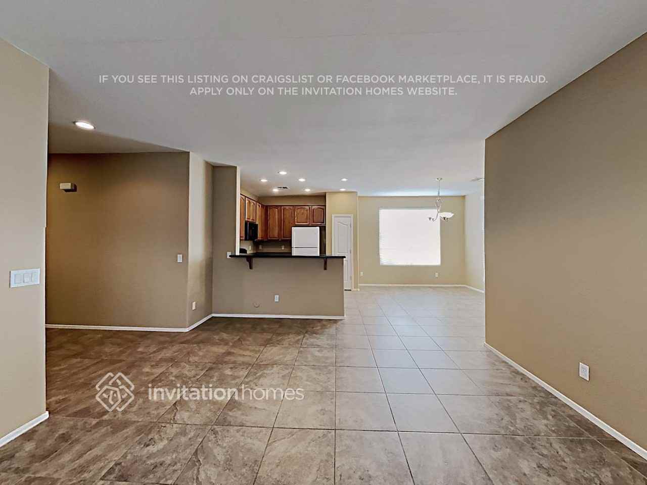 21024 E Stonecrest Dr - Photo 4 of 17
