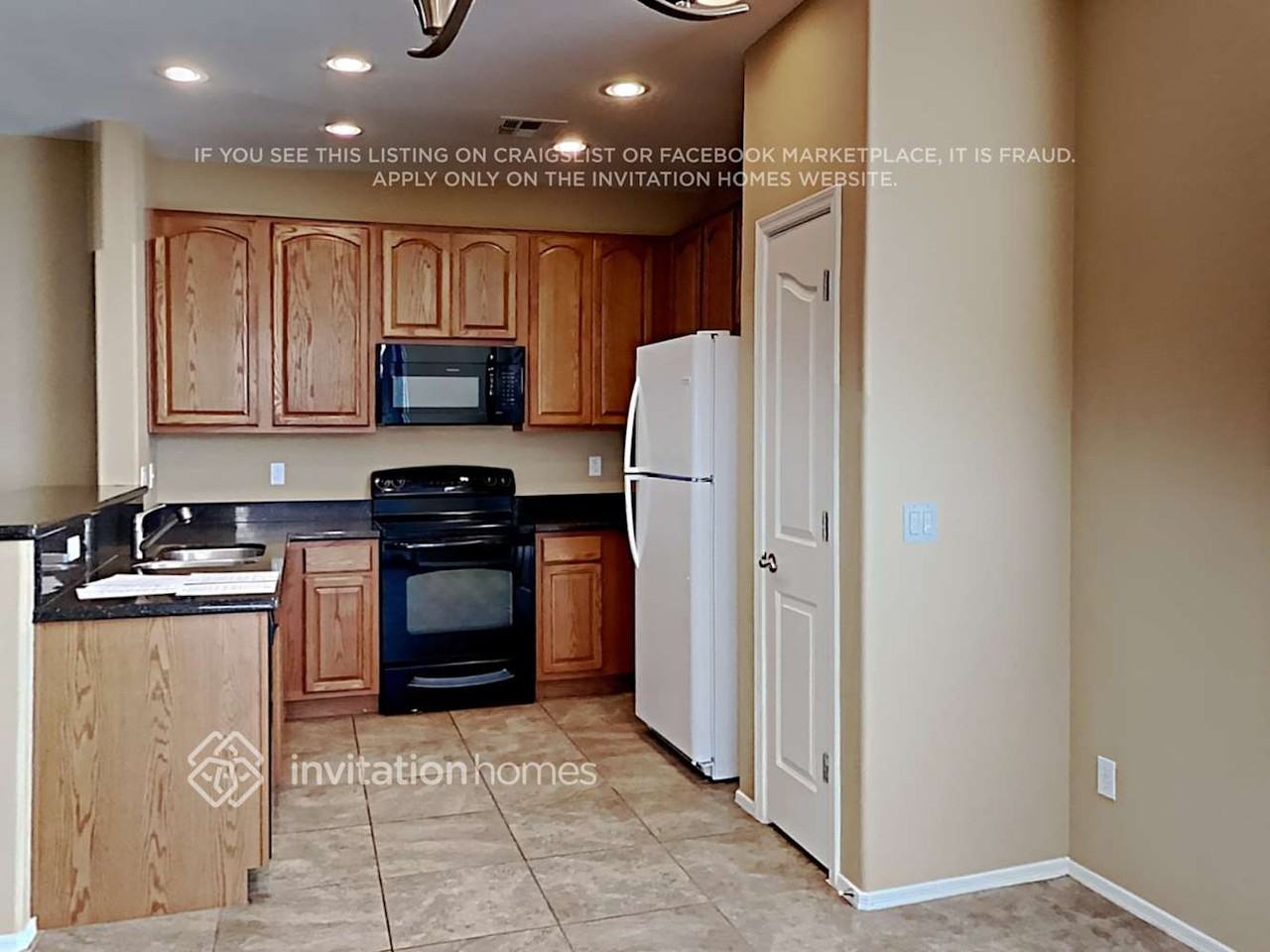 21024 E Stonecrest Dr - Photo 6 of 17