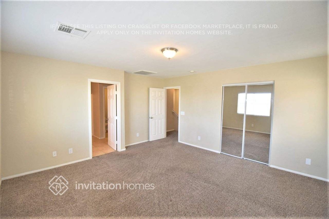 10518 Ohrid Lake Ct - Photo 4 of 7