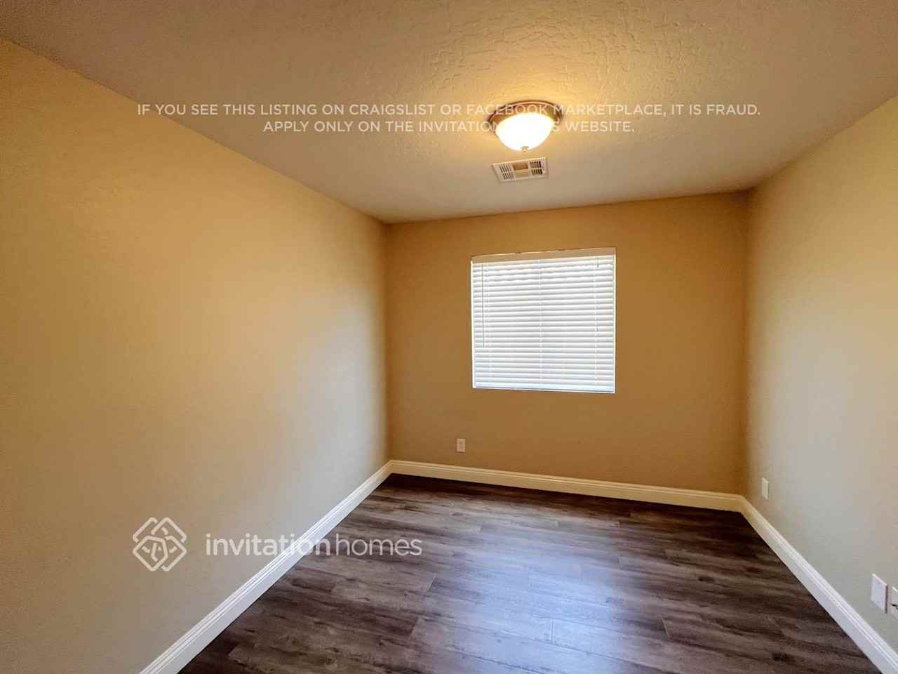 14835 W Redfield Rd - Photo 5 of 11