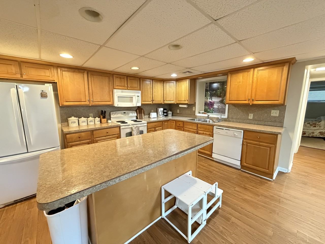 1543 N Reading Rd #1 - Photo 2 of 10