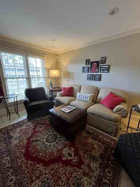 119 Chestnut St #113 - Photo 2 of 14