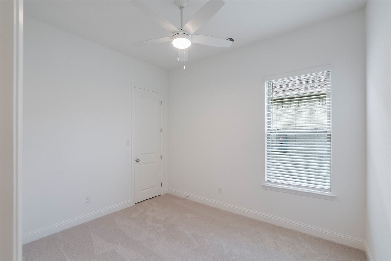 262 Observation Dr N - Photo 7 of 19