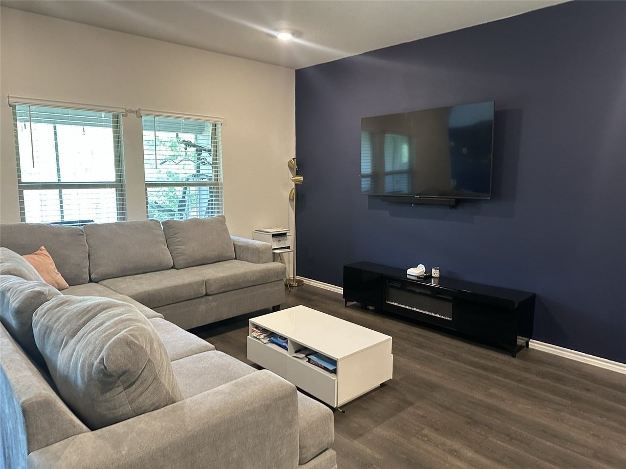 125 Smarty Jones St - Photo 3 of 22