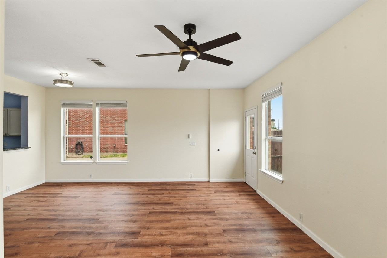 2620 Ezekial Way - Photo 5 of 24