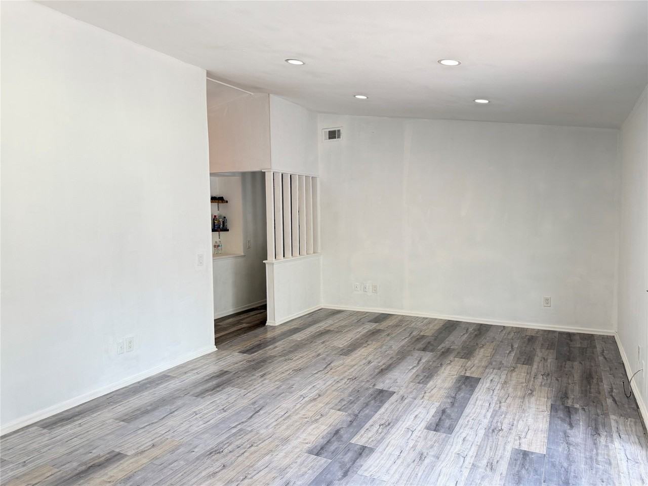 4718 Bethany Dr - Photo 3 of 7