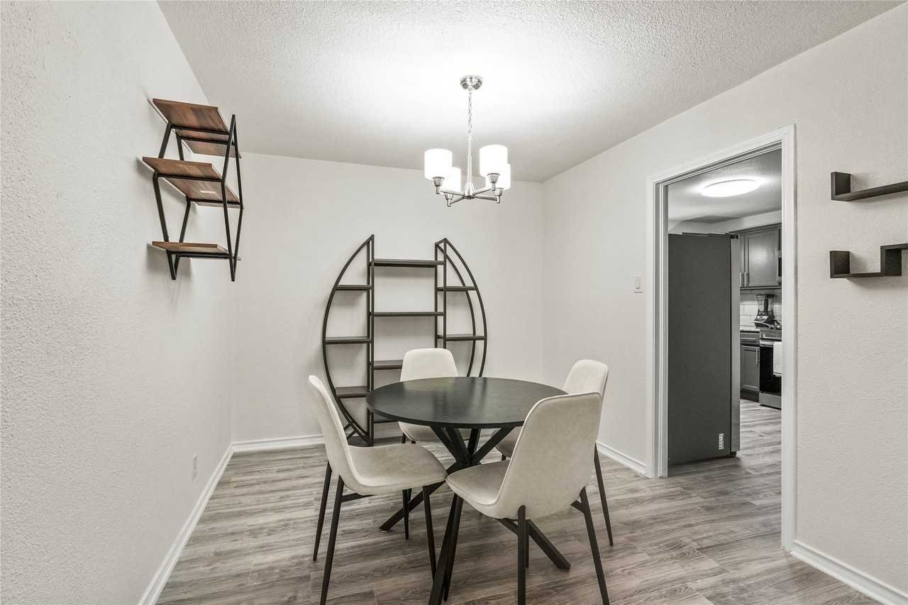 2315 Housley Dr - Photo 6 of 22