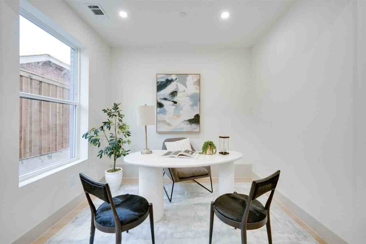 512 N Lancaster Ave #6 - Photo 4 of 37