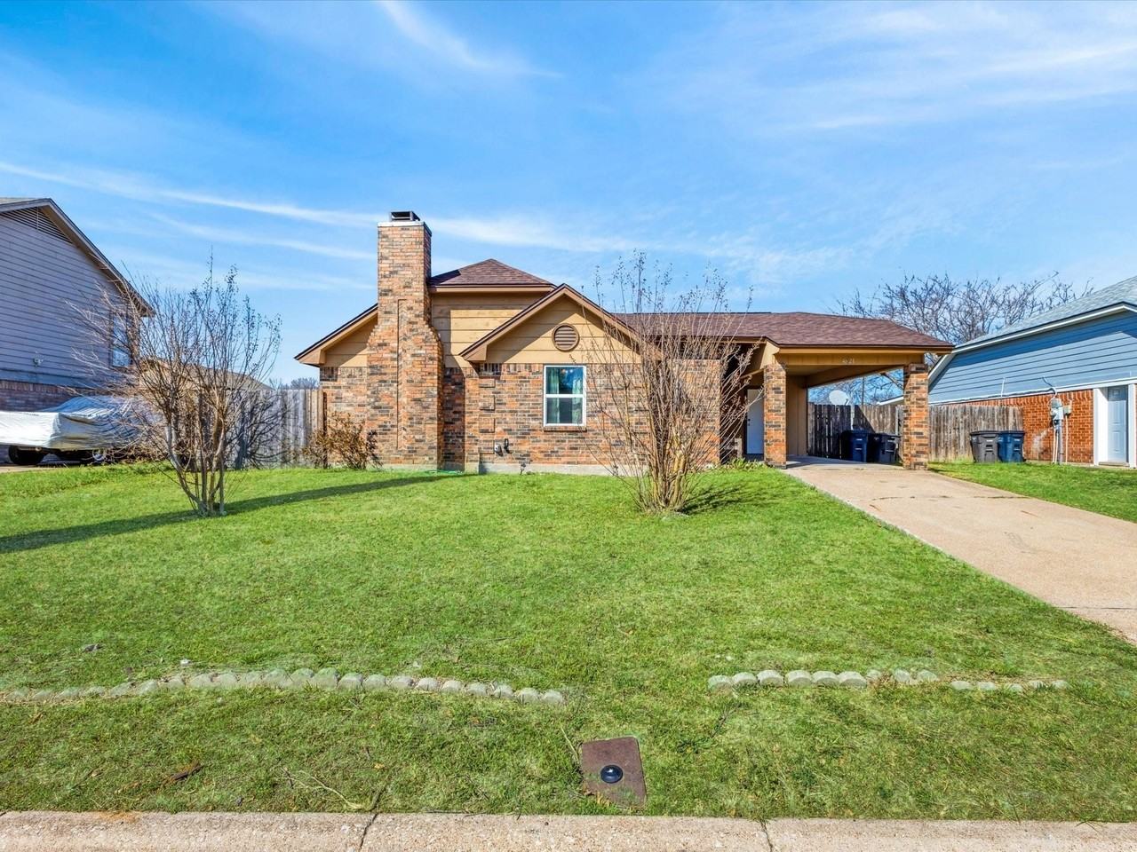 4621 Riverpark Dr - Photo 2 of 24