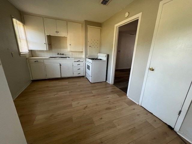 1834 S 21st St - Photo 5 of 11