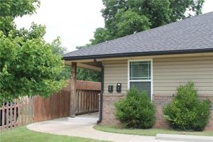 featured image of 523 E Main St #1