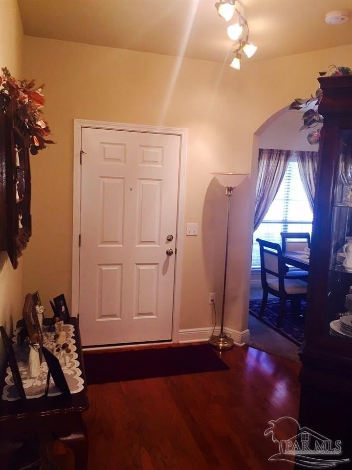 6716 Barnwood Dr - Photo 3 of 24
