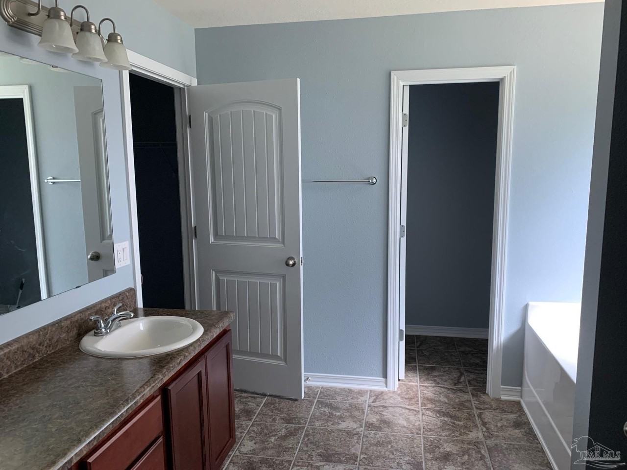 5685 Peach Dr - Photo 6 of 16