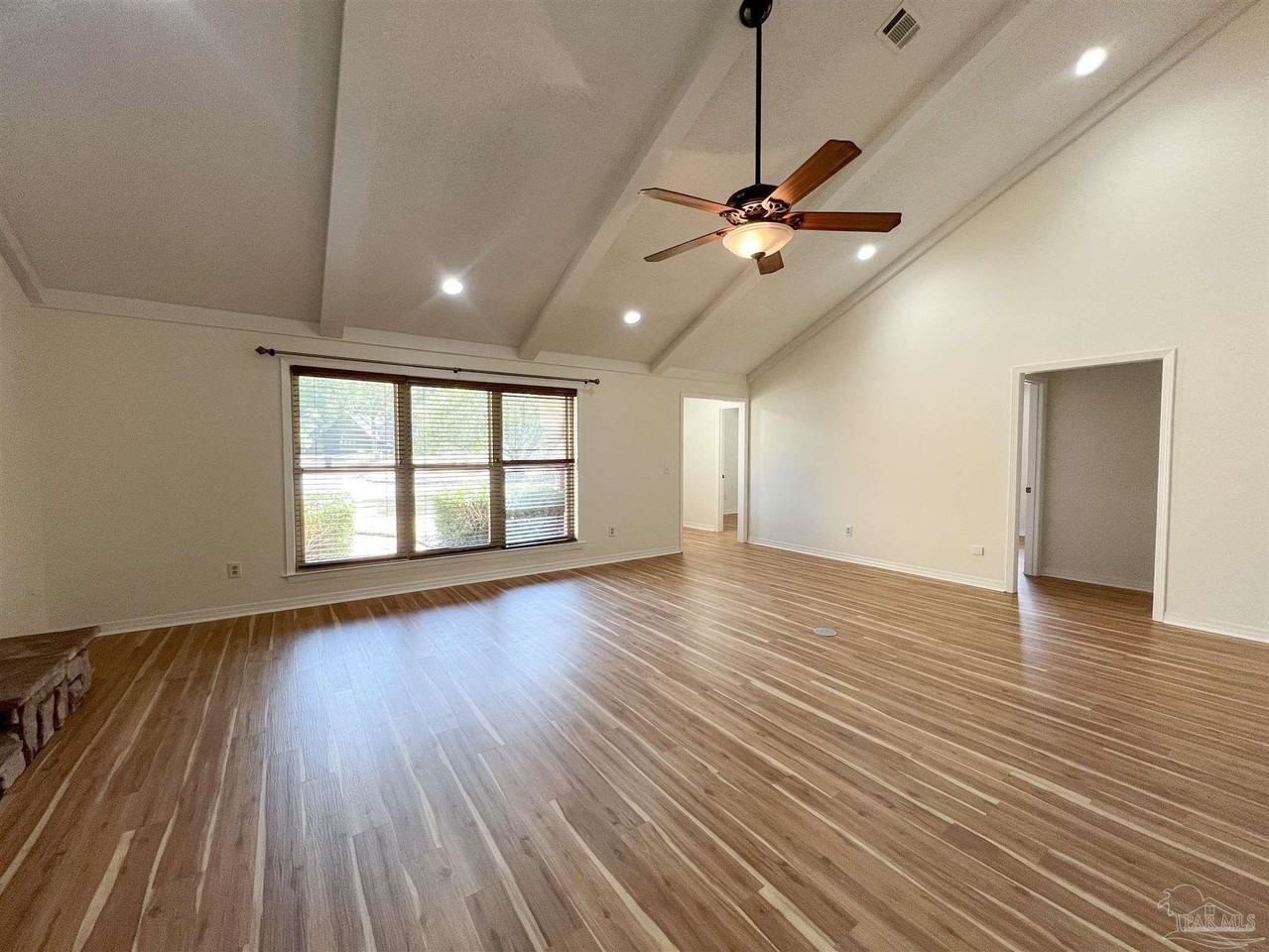 2505 Semoran Dr - Photo 3 of 43