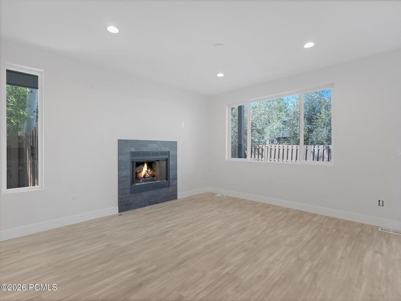 1107 Station Loop Rd - Photo 4 of 29