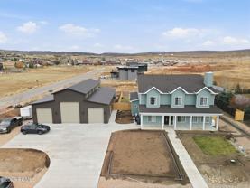 415 Earl St - Photo 1 of 1