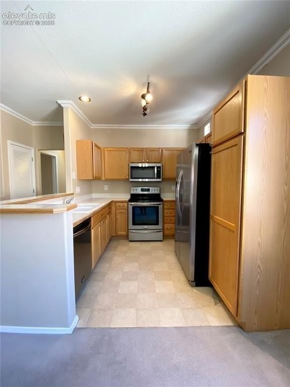 1450 Courtyard Hts - Photo 4 of 16