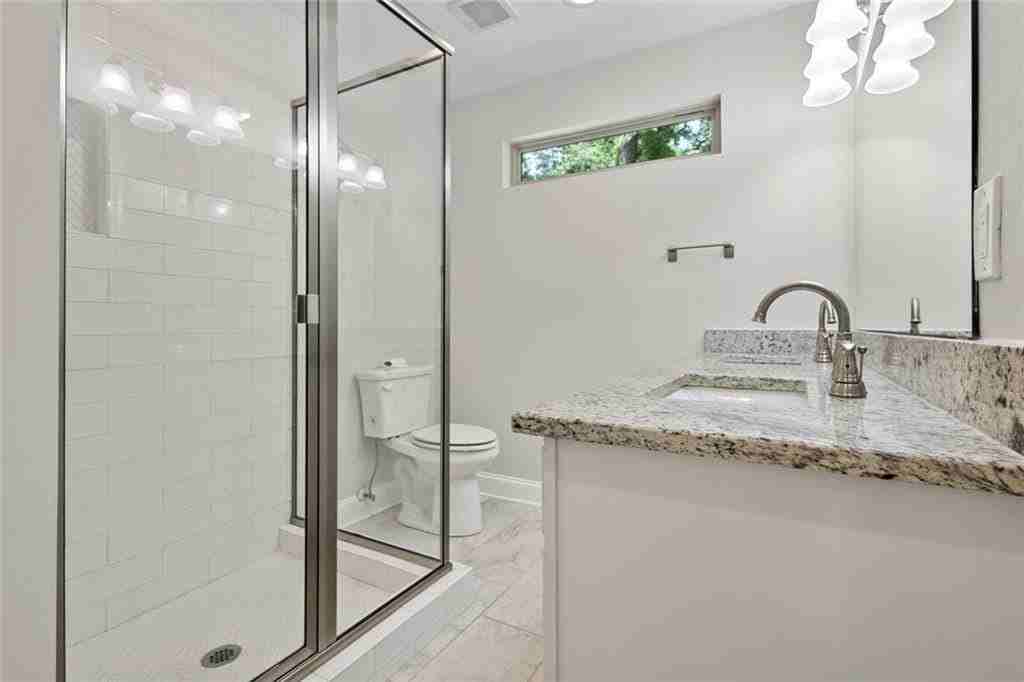 2952 Palm Dr - Photo 3 of 28