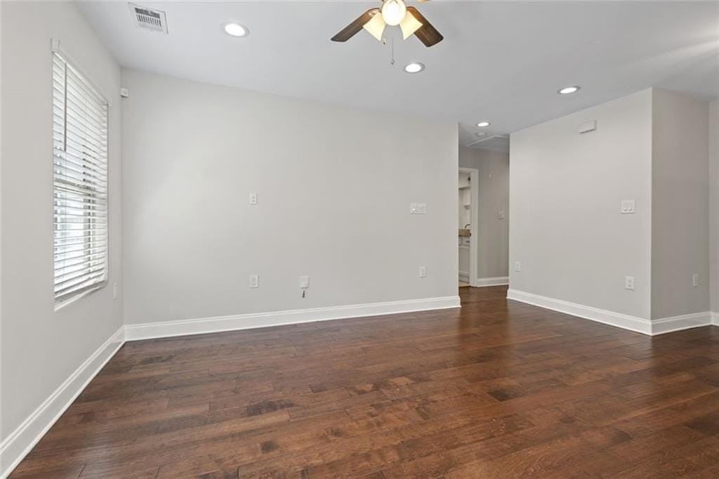 2952 Palm Dr - Photo 5 of 28