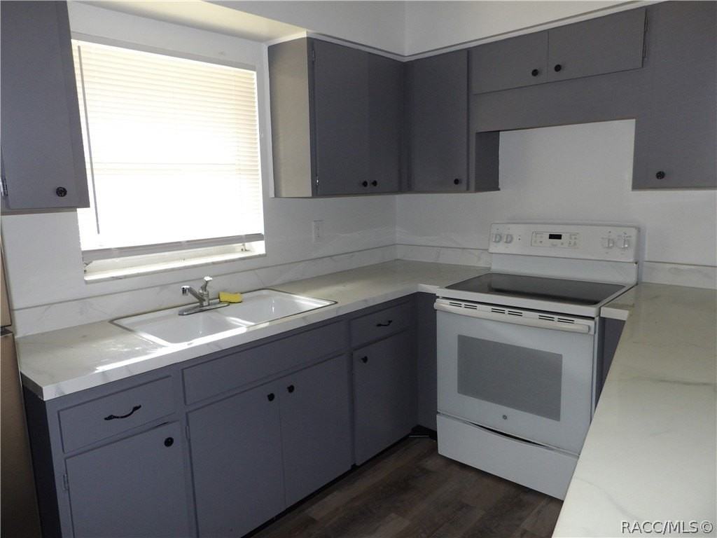 2085 W Argus Pl - Photo 3 of 8
