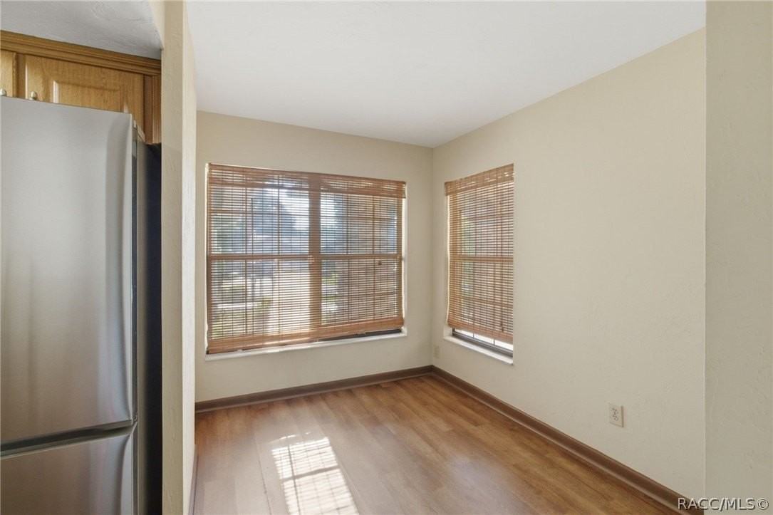 3632 N Honeylocust Dr - Photo 6 of 29