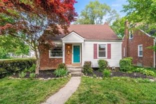 3224 N Altadena Ave - Photo 1 of 1