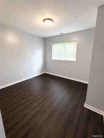 21550 Poinciana St - Photo 7 of 10